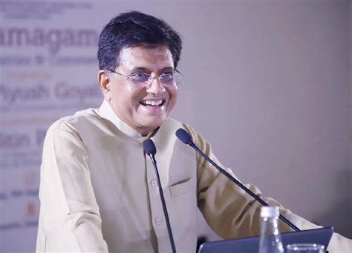 Piyush Goyal Biography, Age, Height, Wife, Net Worth, Family