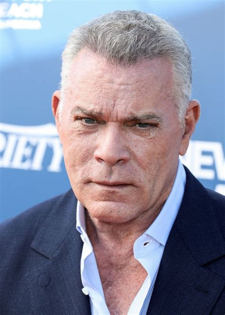 Ray Liotta Biography, Age, Height, Wife, Net Worth, Family