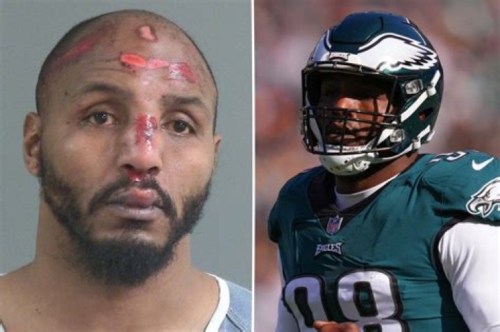 Robert Quinn Biography, Age, Height, Husband, Net Worth, Family