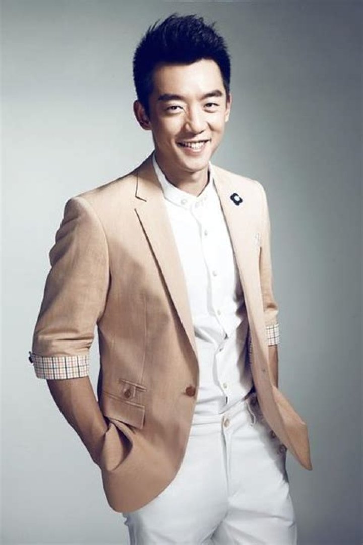 Ryan Zheng Biography, Age, Height, Wife, Net Worth, Family