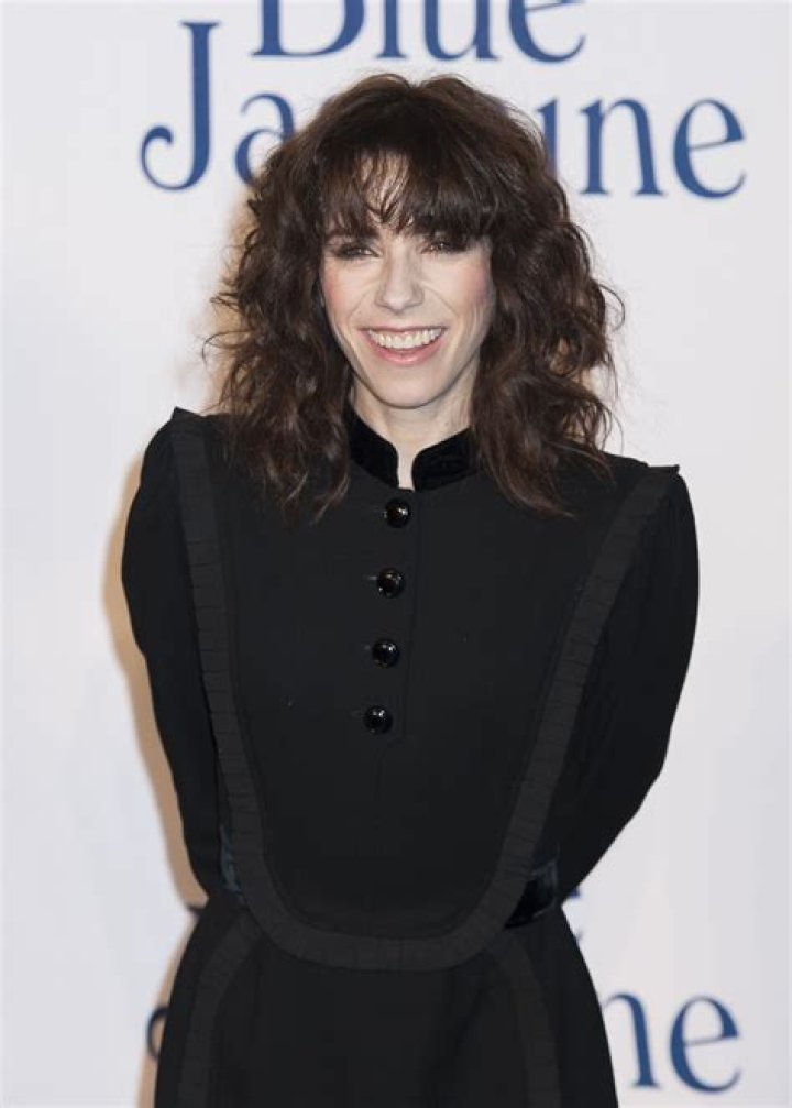 Sally Hawkins Biography, Age, Height, Husband, Net Worth, Family