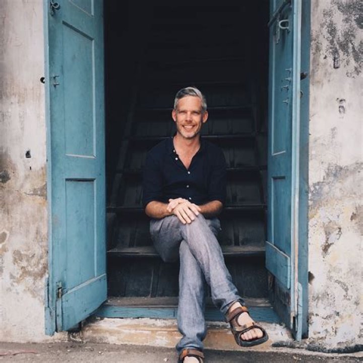 Sam Willis Biography, Age, Height, Wife, Net Worth, Family