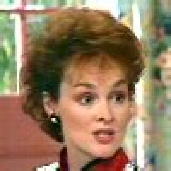 Sarah Kemp (actress) Biography, Age, Height, Wife, Net Worth and Family