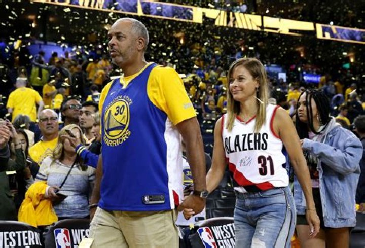Sonya Curry Biography, Age, Height, Husband, Net Worth, Family