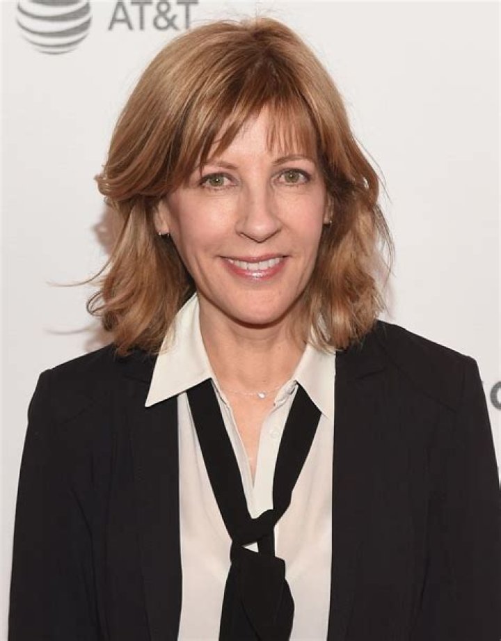 Sophie Lorain Biography, Age, Height, Husband, Net Worth, Family