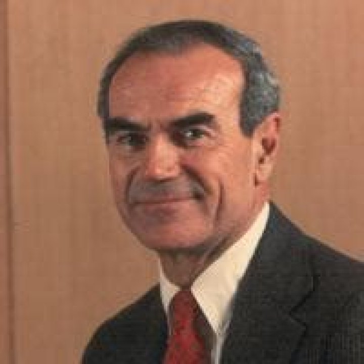 Stephen M. DuBrul Jr. Biography, Age, Height, Wife, Net Worth and Family