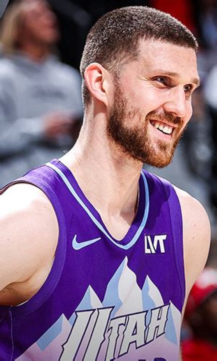 Sviatoslav Mykhailiuk Biography, Age, Height, Wife, Net Worth, Family