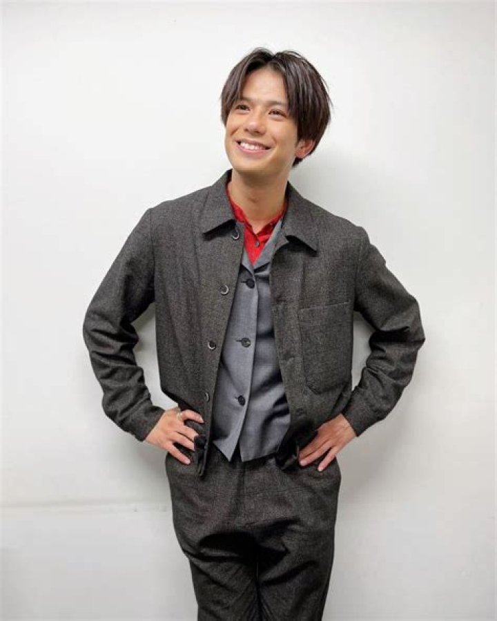 Takuya Mitsuma biografía, edad, altura, esposo, net worth, familia