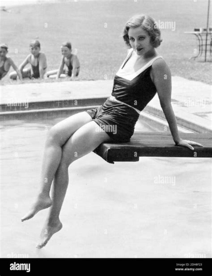 Tallulah Bankhead biografía, edad, altura, esposa, net worth, familia