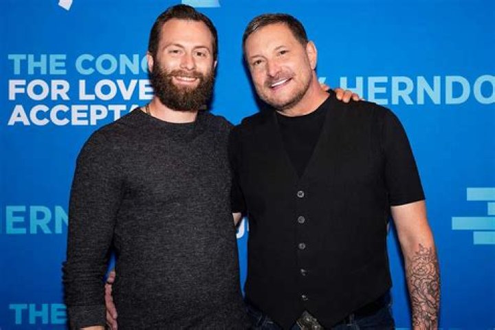 Ty Herndon Biography, Age, Height, Wife, Net Worth, Family