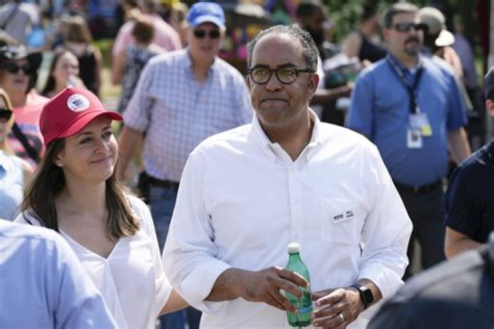 Will Hurd Biography, Age, Height, Wife, Net Worth, Family
