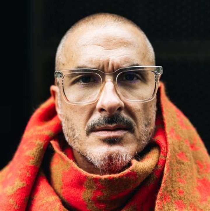 Zane Lowe biografía, edad, altura, esposo, net worth, familia